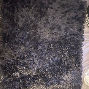 Black shaggy rug